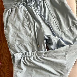 Lululemon Cropped Pants